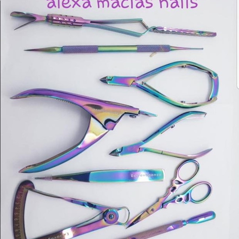 Nails tools